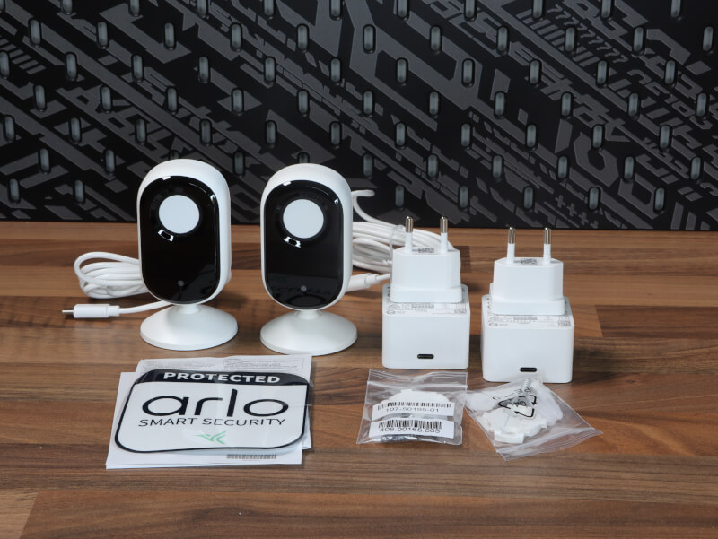 Innenkameraüberwachung Automatische Arlo-Sicherheit Essential-Videoüberwachung 4-in-1 2K-Smarthome-Sicherheit.JPG